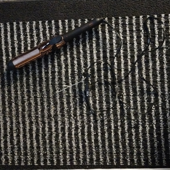 Conair INFINITI PRO curling iron brand new - Picture 1 of 3